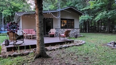 Cozy home by the Cisco chain located close to/behind Bent's Camp Resort.