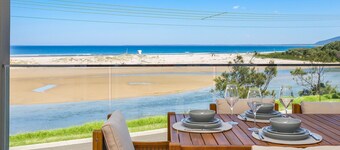 Southcape, Gerroa by the beach