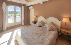 3 chambres, Wi-Fi gratuit, draps fournis