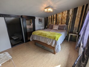 2 chambres, fer et planche à repasser, Wi-Fi, literie fournie