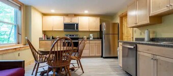 Outdoor Enthusiast's Peaceful Hideaway, Weikert