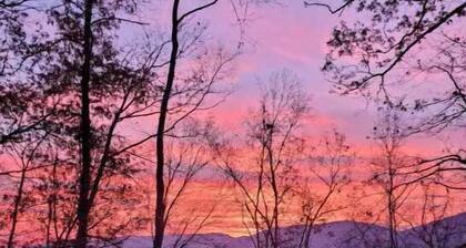 Outdoor Enthusiast's Peaceful Hideaway, Weikert