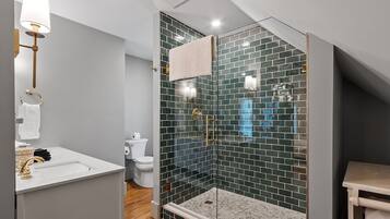 Shower, towels, soap, shampoo
