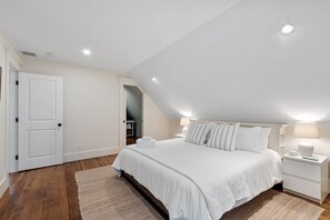 3 bedrooms, free WiFi, bed sheets