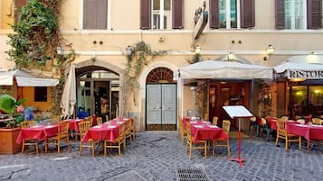 Ristorazione all'aperto