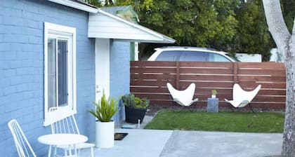 The Lincoln Street Cottage SANITIZED & SAFE!