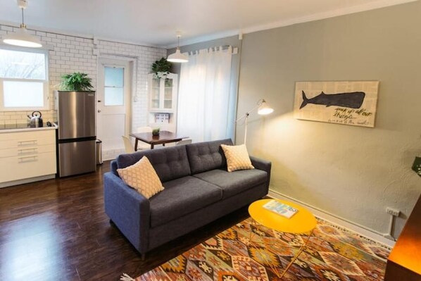 Smart TV, DVD player, video library