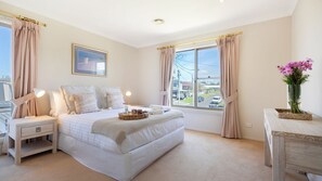 4 soverom, strykejern/-brett, reiseseng for barn og wi-fi