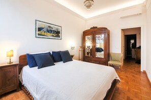 2 Schlafzimmer, Bügeleisen/Bügelbrett, WLAN