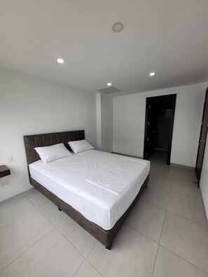 Uklassifisert bilde, 5 av 12, knapp