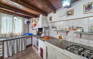 Fridge, stovetop - Lovely home in Altavilla Milicia (Altavilla Milicia)