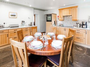 Dining - 4 bedroom accommodation in Hawes (Hawes)