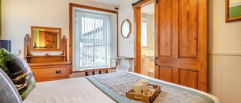 4 chambres, accĂšs au Wi-Fi (inclus), literie fournie