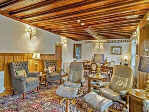 Interior - 4 bedroom accommodation in Hawes (Hawes)