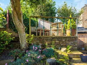 Terrace/patio - 4 bedroom accommodation in Hawes (Hawes)