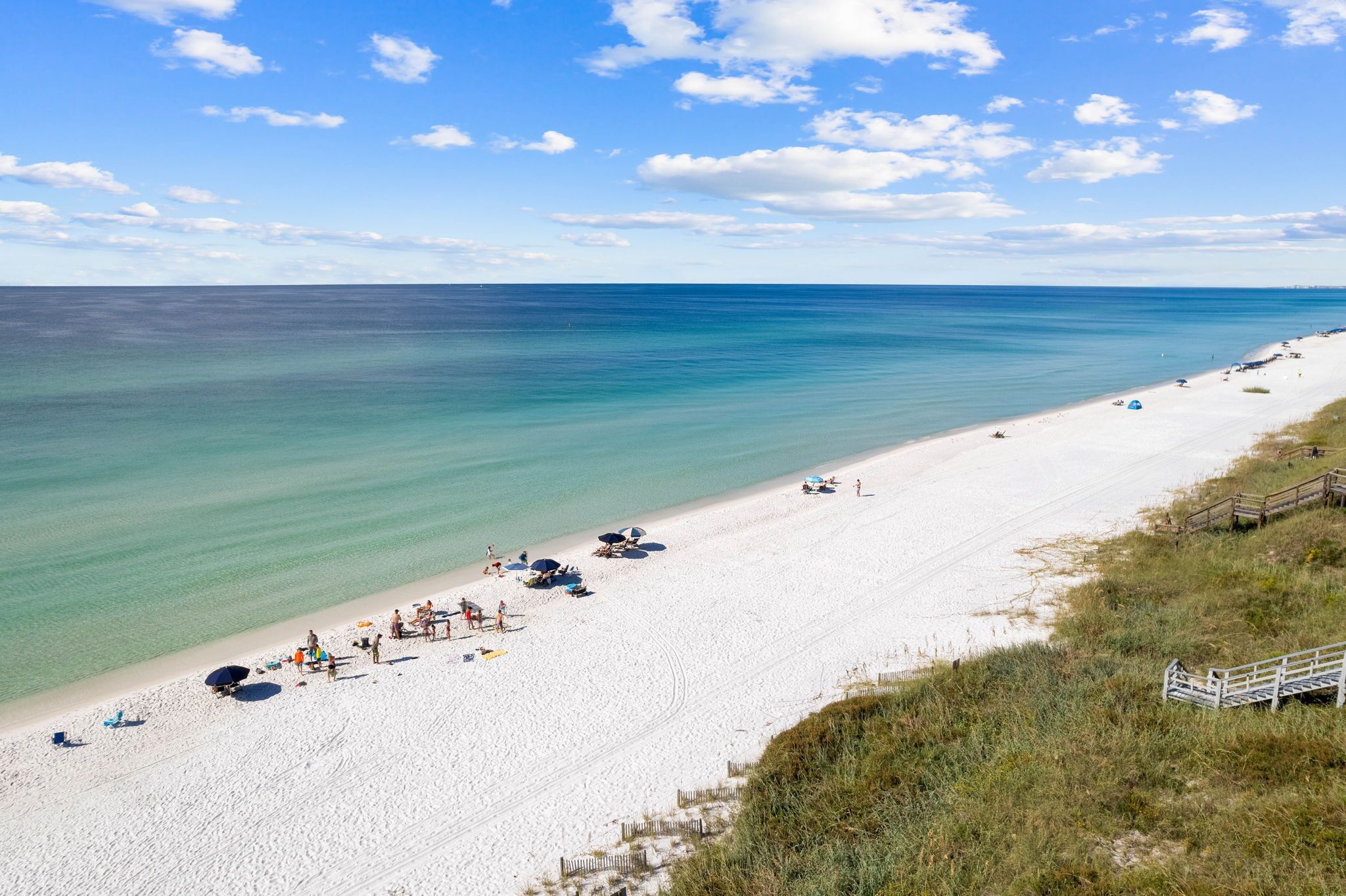 New Rental! Beautiful Gulf Views! Walk to beach + Pool
