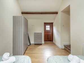 4 Schlafzimmer, kostenloses WLAN, Bettwäsche