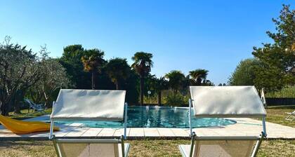VIVA4 - Numana, new three-room apartment in villa with swimming pool