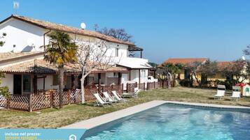 Una piscina riscaldata
