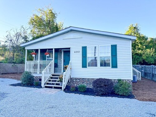 Walk to Downtown - 5 min. to MidPines, So. Pines & PineNeedles - Sleeps 6-8