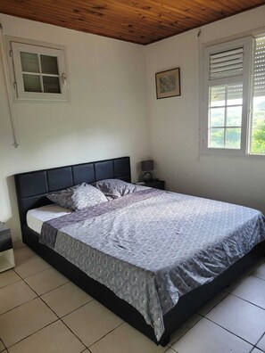 3 slaapkamers, reisbedje, wifi