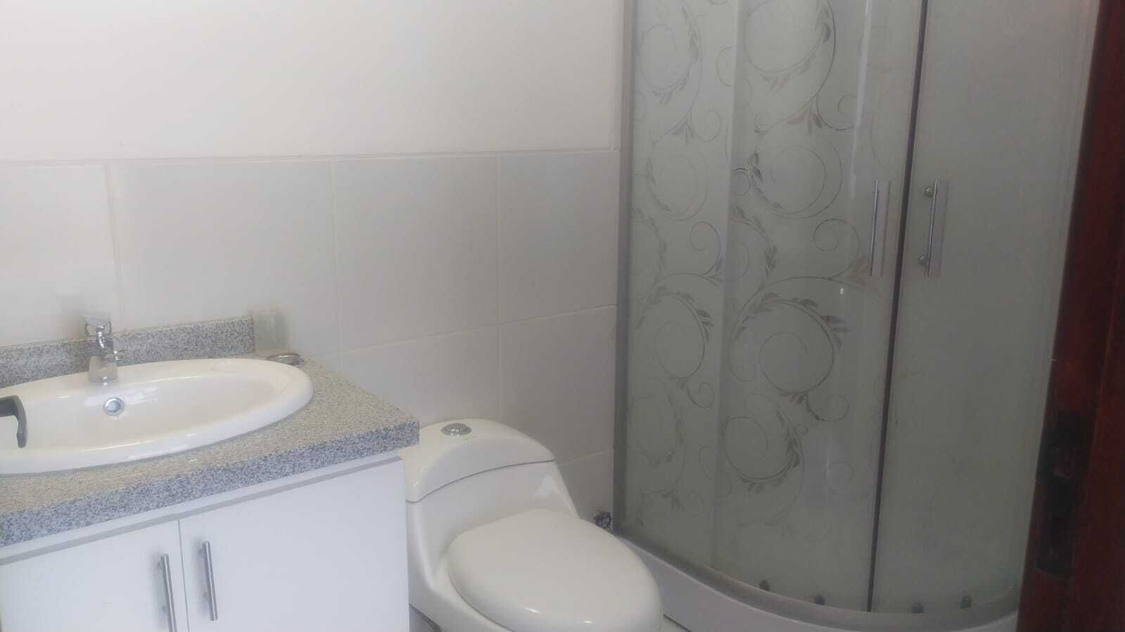 Handtücher, Seife, Toilettenpapier