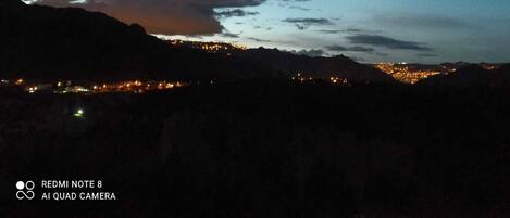 Handtücher, Seife, Toilettenpapier