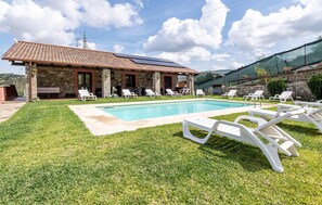 Pool - Gorgeous home in Torchiara (Torchiara)