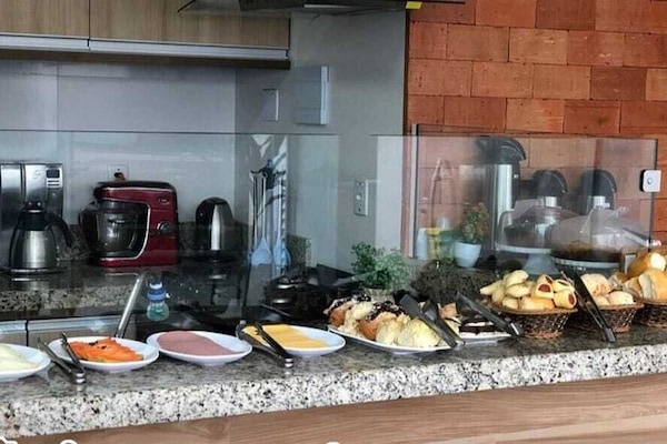 Free daily buffet breakfast