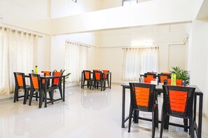 Restaurant - Fabhotel Majestic Luxurious (Pune)