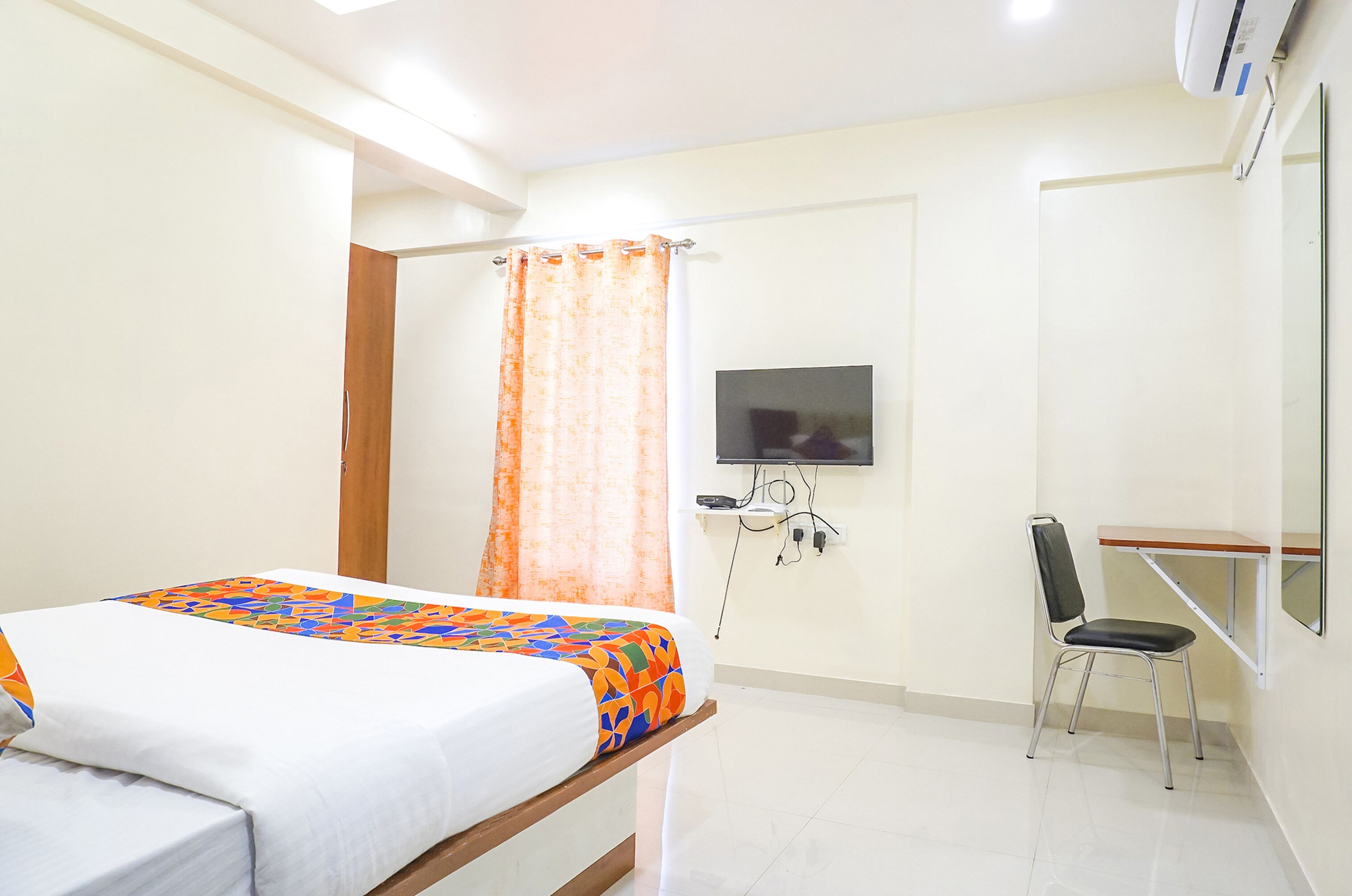 Foto - FabHotel Majestic Luxurious - Nr Rajaram Bhiku Pathare Stadium