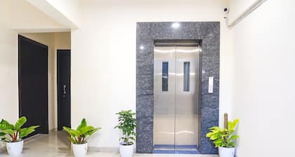 Fabhotel Majestic Luxurious