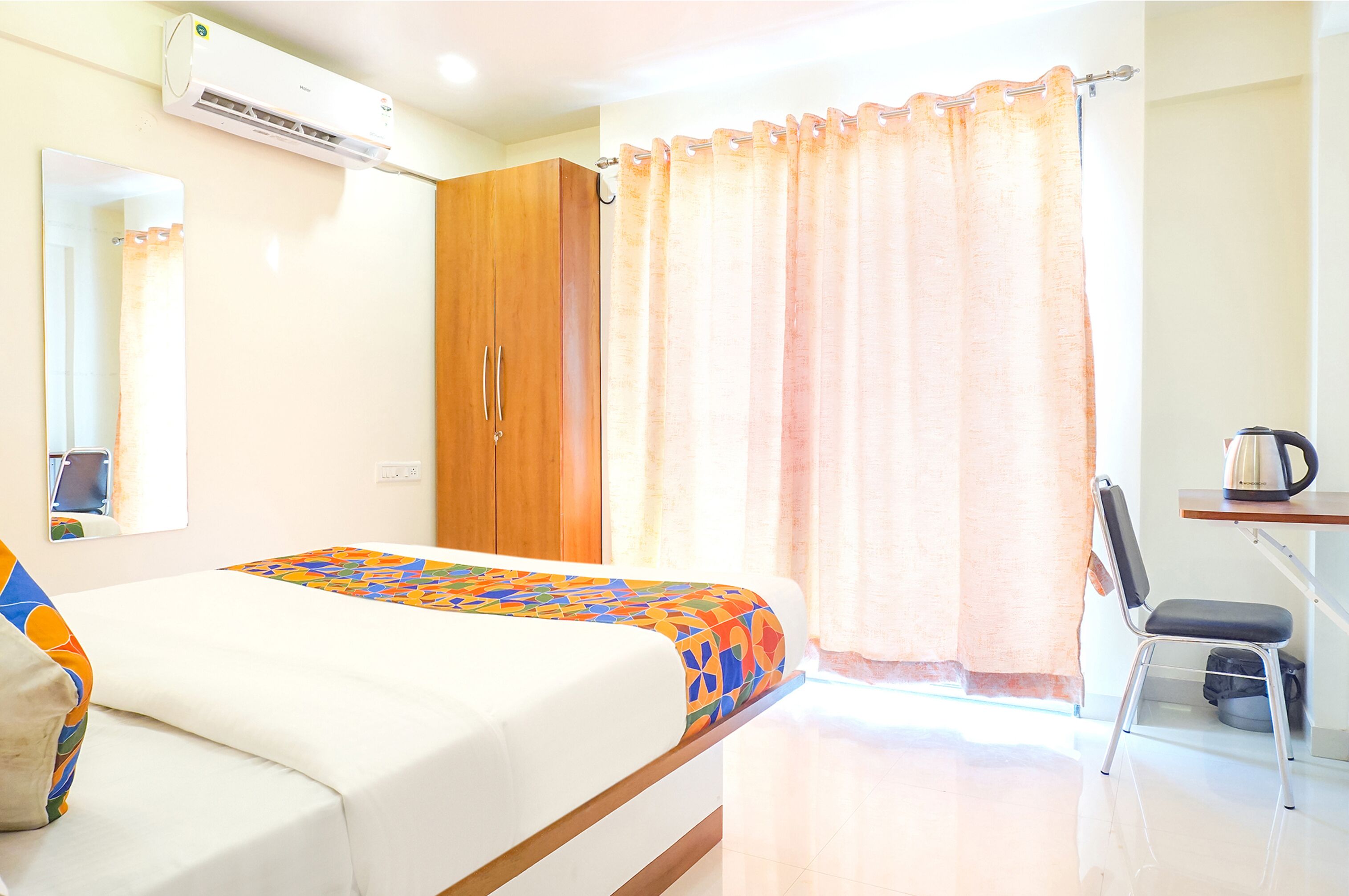 Foto - FabHotel Majestic Luxurious - Nr Rajaram Bhiku Pathare Stadium