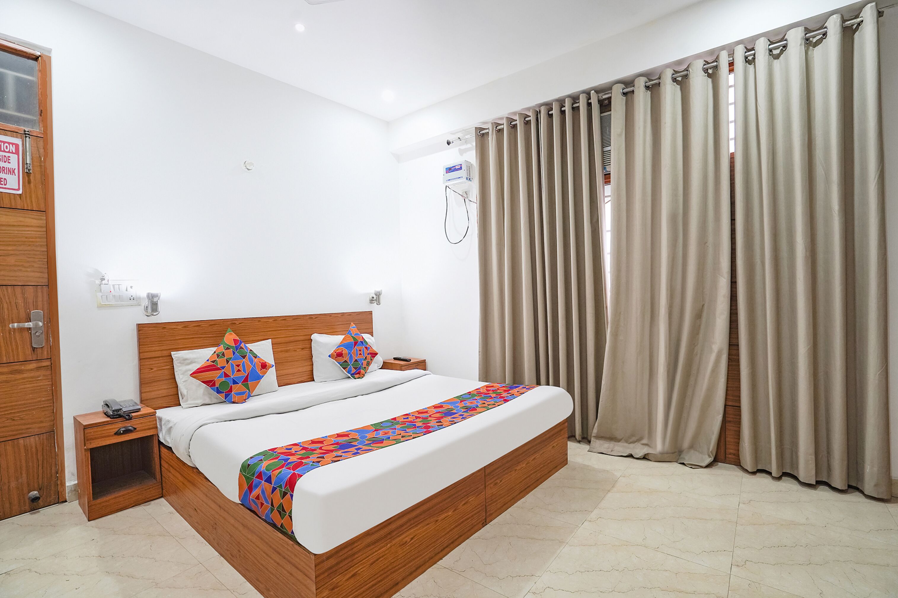 Bettwäsche aus ägyptischer Baumwolle, hochwertige Bettwaren, Zimmersafe