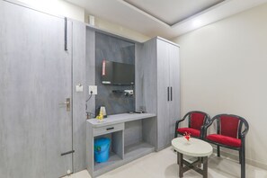 케이블 채널 시청이 가능한 28인치 LCD TV