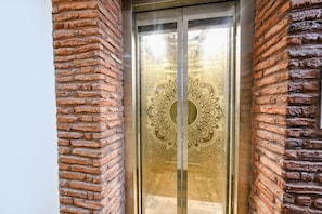 Lobby - Fabhotel Nirvana Grand By Io (Amritsar)