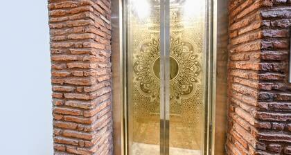 Fabhotel Nirvana Grand By Io