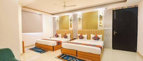 Family Room | Egyptian cotton sheets, premium bedding, in-room safe, free WiFi