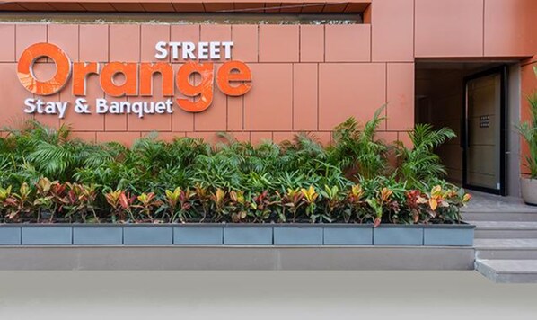 Property entrance - FabHotel Prime Oasis Orange (Bhopal)