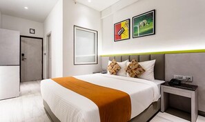 Egyptian cotton sheets, premium bedding, in-room safe, free WiFi - FabHotel Orange Oasis (Bhopal)