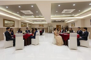 Restaurant - FabHotel Orange Oasis (Bhopal)