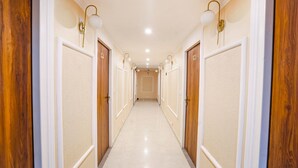 Lobby - Fabhotel Montreal (Rishikesh)