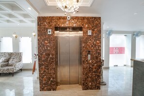 Elevator
