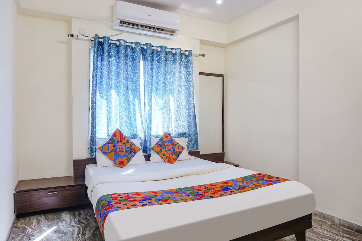 Deluxe kamer | Lakens van Egyptisch katoen, luxe beddengoed, een kluis op de kamer