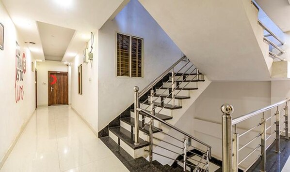 Lobby - Fabhotel Ocean Pearl (Bhopal)