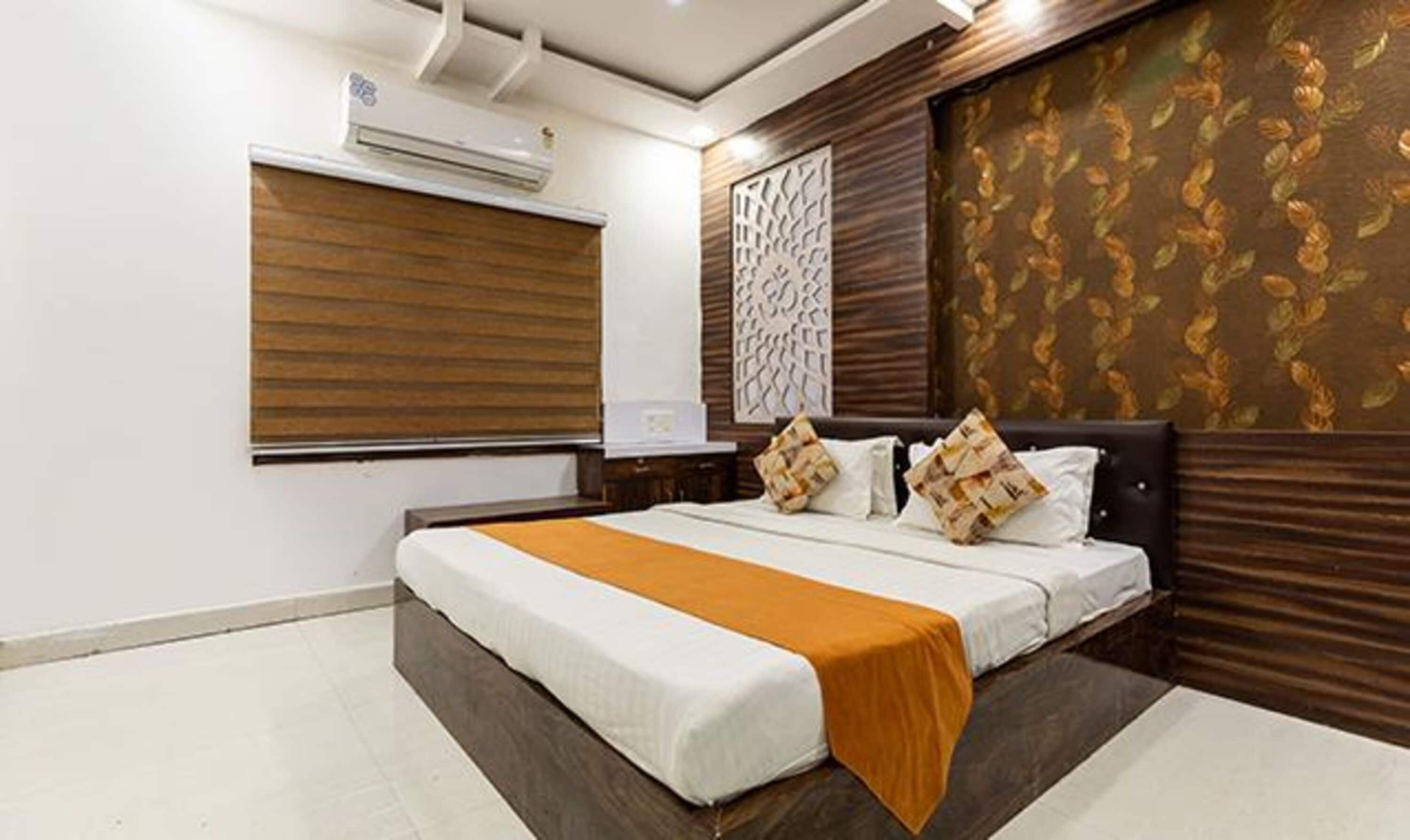 Executive Room | Egyptian cotton sheets, premium bedding, in-room safe, soundproofing