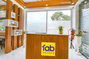 Reception - Fabhotel The Weekend Vibes (Kasauli)