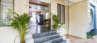 Fabhotel Green Valley I