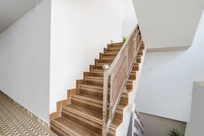 Staircase - Fabexpress Anmol'S Peace Home Stay (Ootacamund)