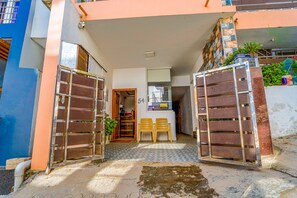 Entrada de la propiedad